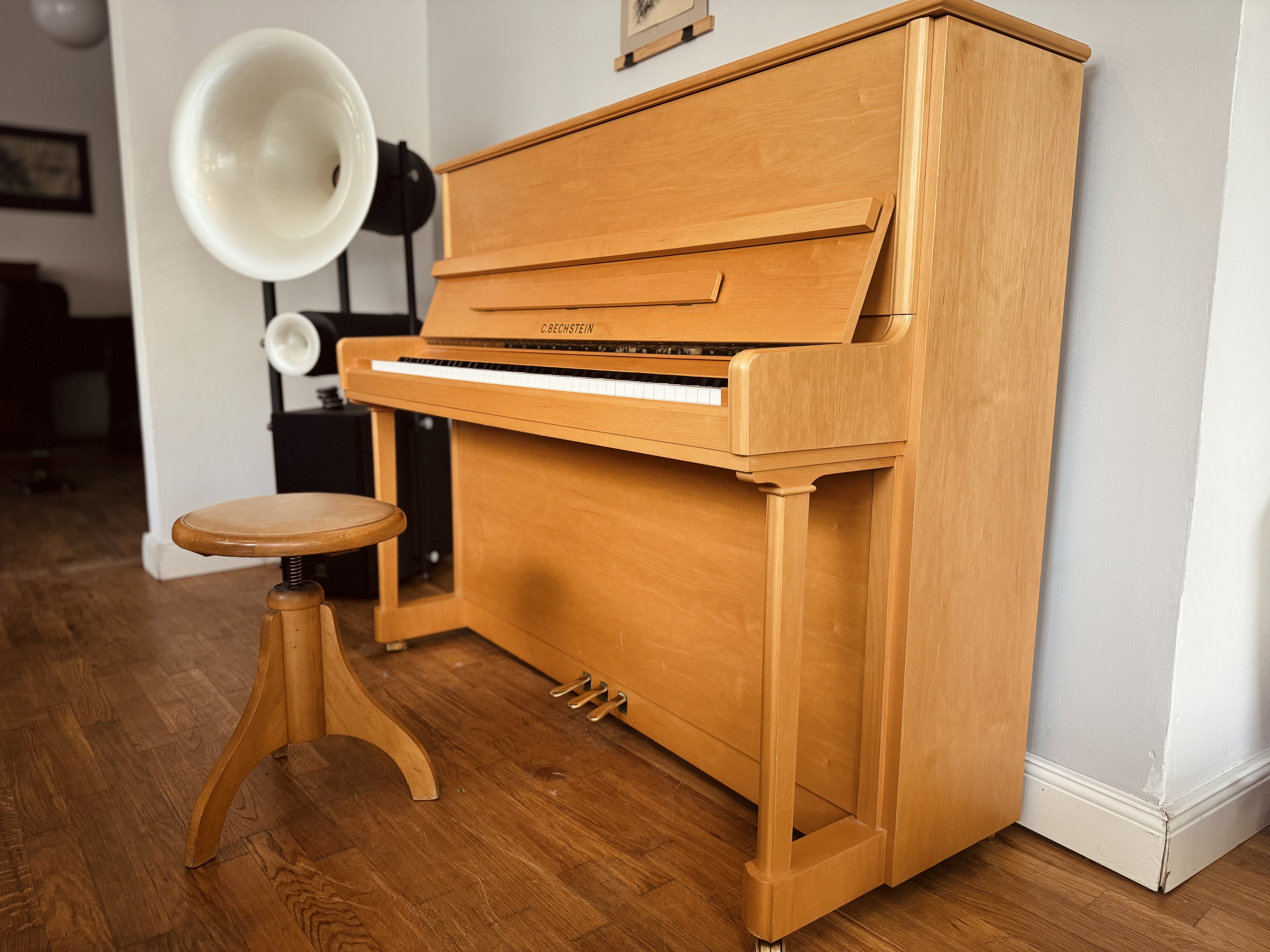 Premium Klavier C. Bechstein, Mod 124 Elegance