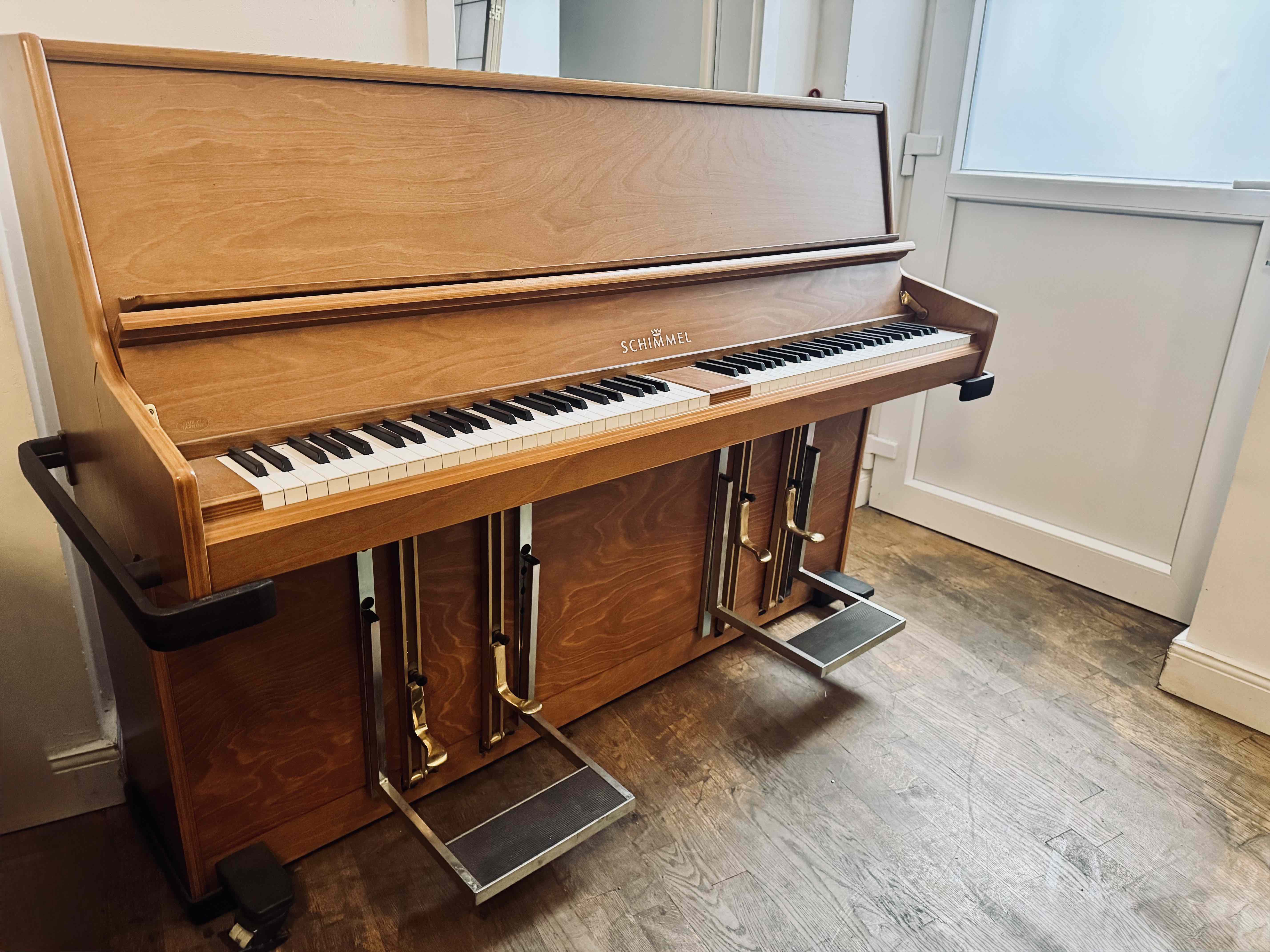 Klavier Schimmel DUO