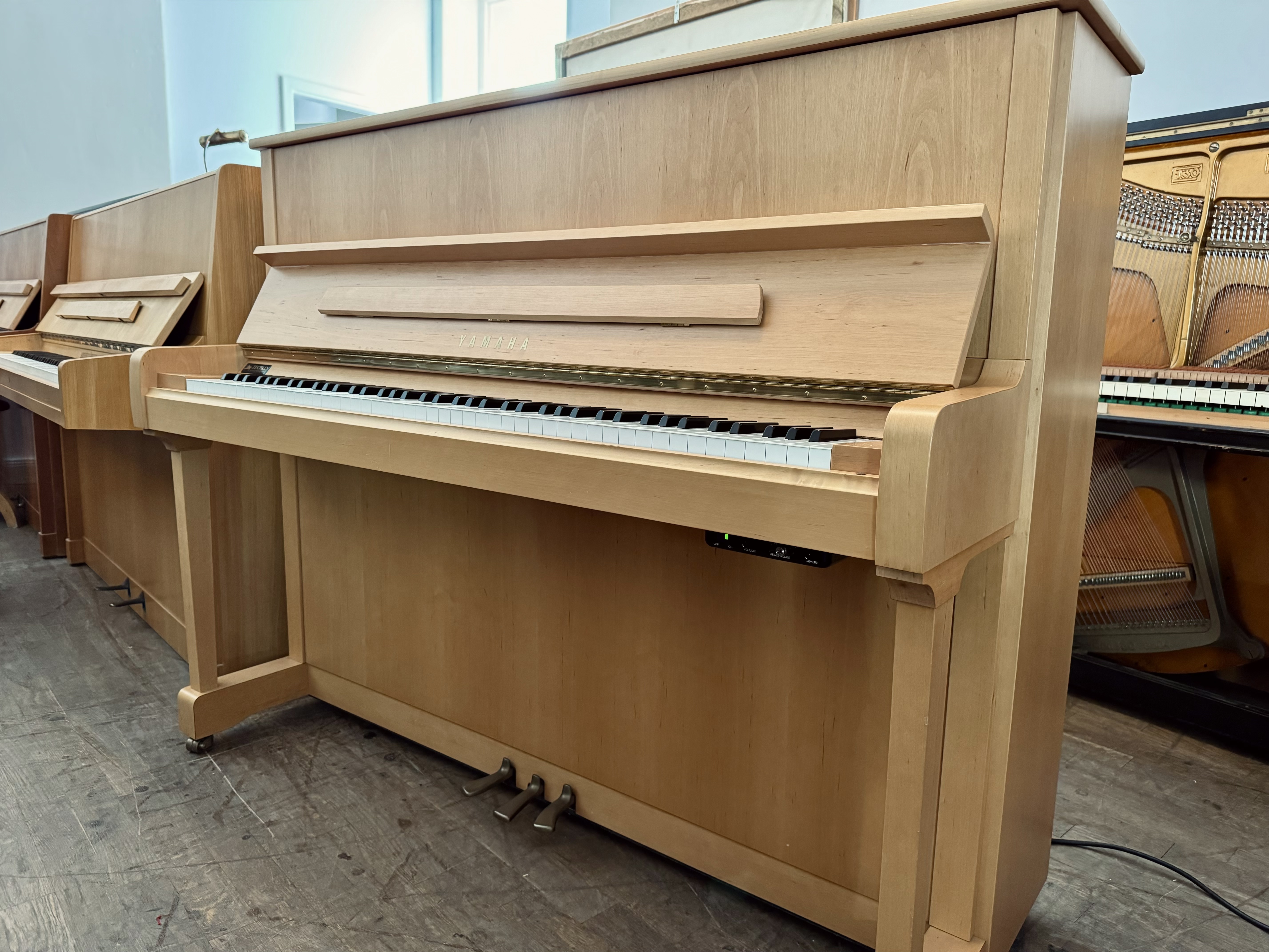 Klavier Yamaha P 121 Silent